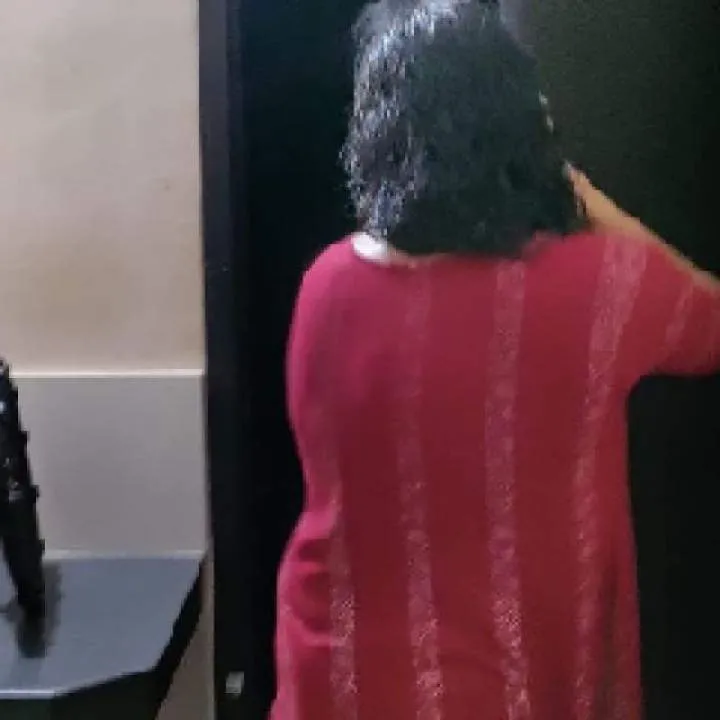 Ponnu Photo On Jungo Live