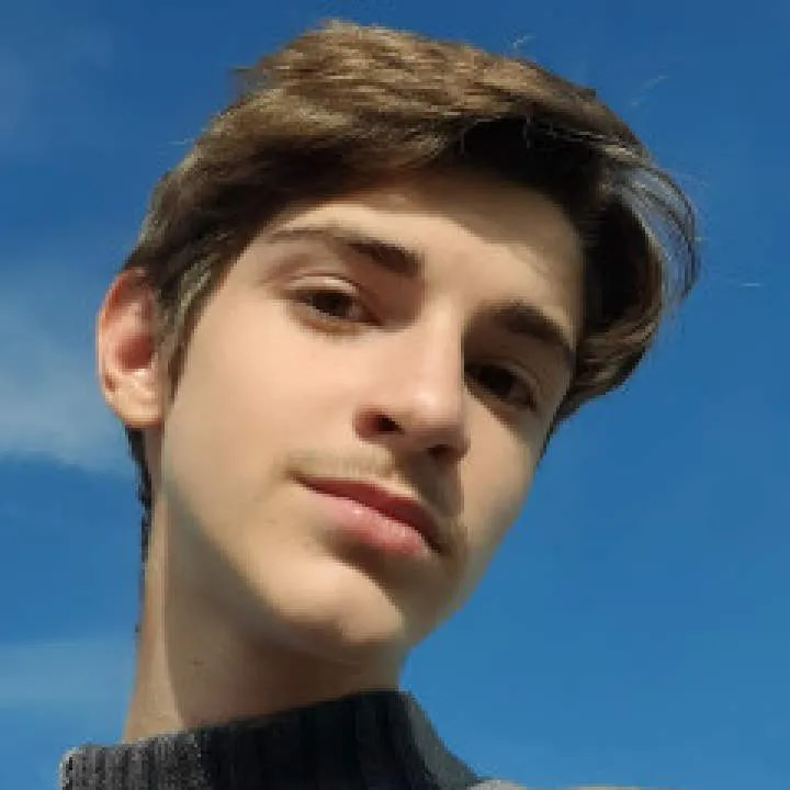 Maksim Photo On Jungo Live