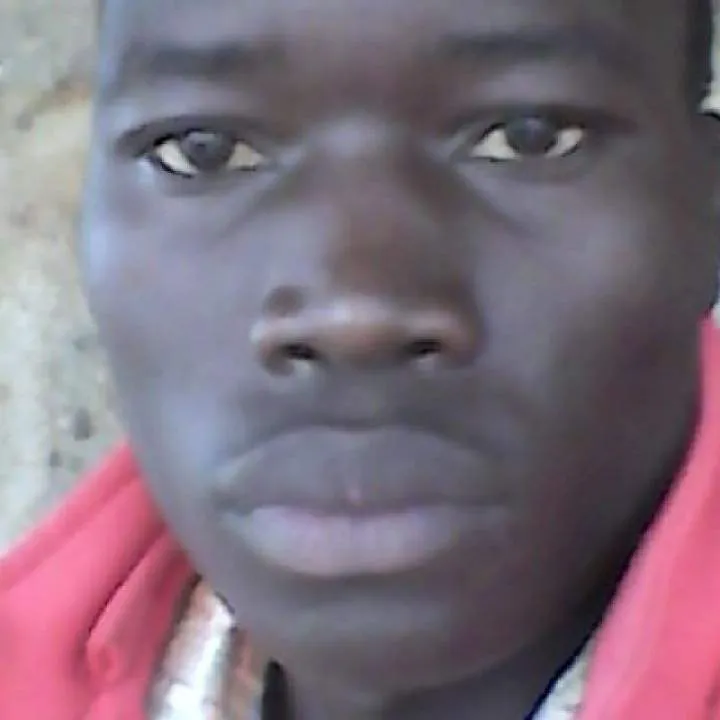 Tom Photo On Jungo Live