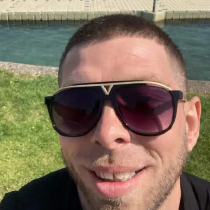 Tich Photo On Jungo Live