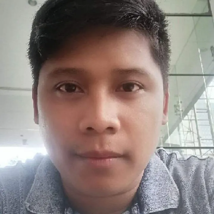 Royce........ Photo On Jungo Live