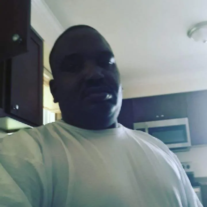 Guitar Photo On Jungo Live