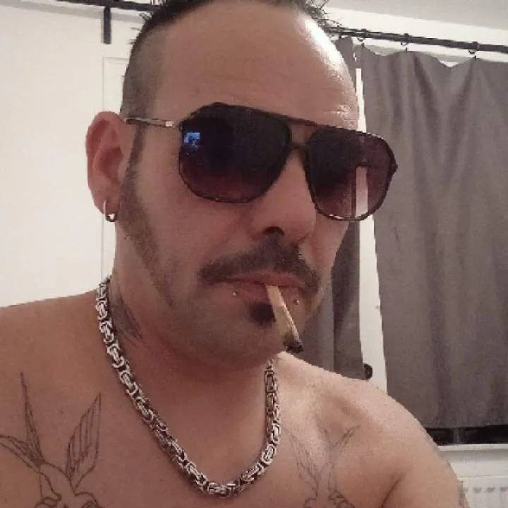 Escoby08 Photo On Jungo Live