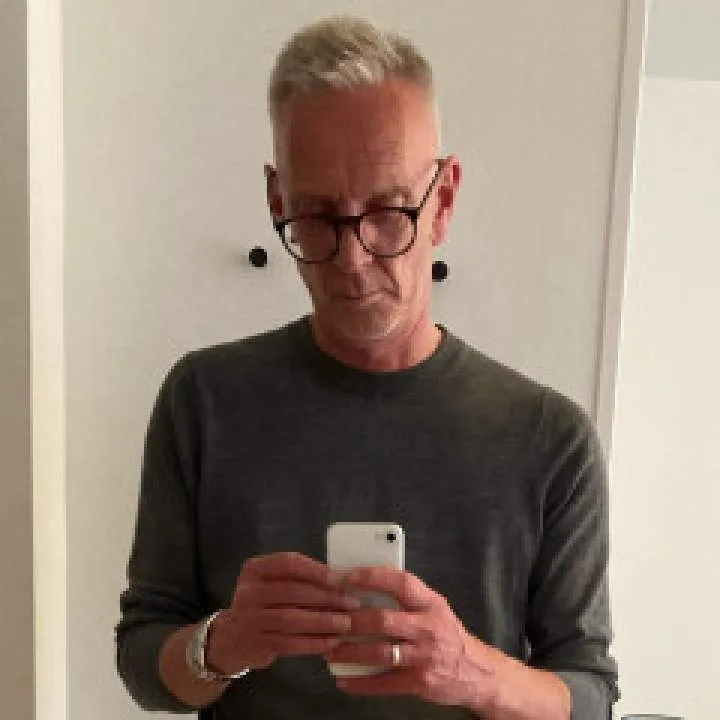 White Shoes Photo On Jungo Live