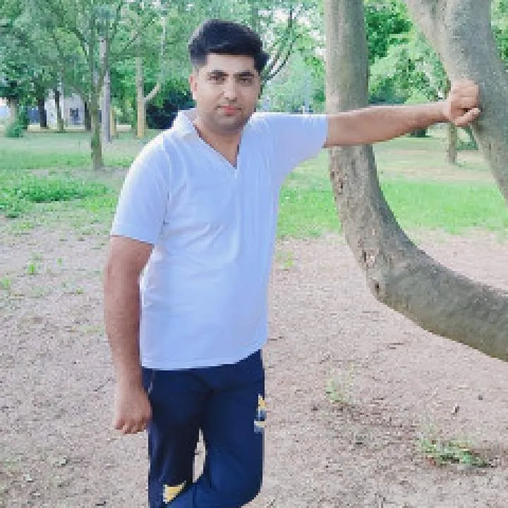 Luca Photo On Jungo Live