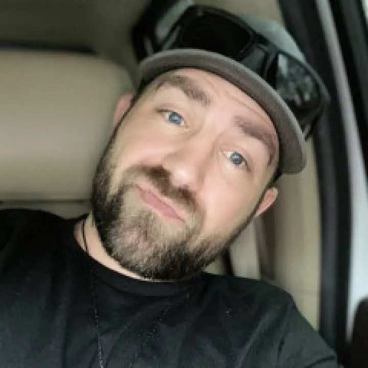 Smiths James Photo On Jungo Live