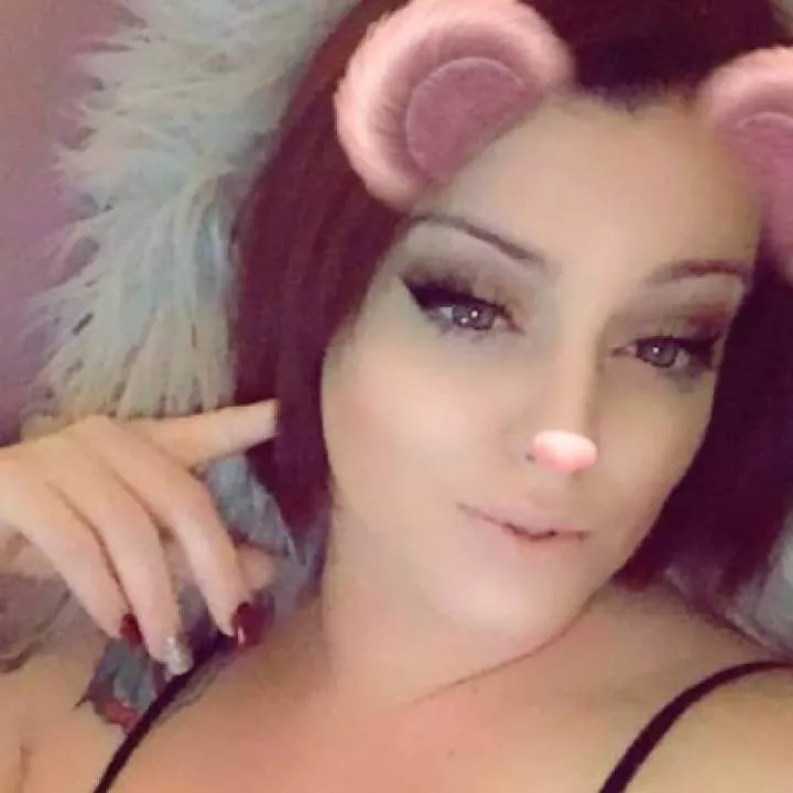 Maggie Photo On Jungo Live