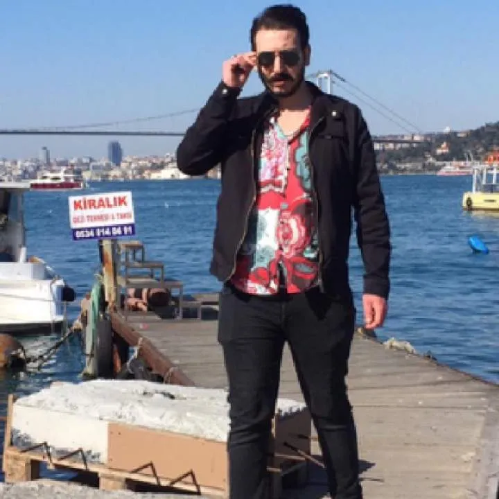 Batın Photo On Jungo Live
