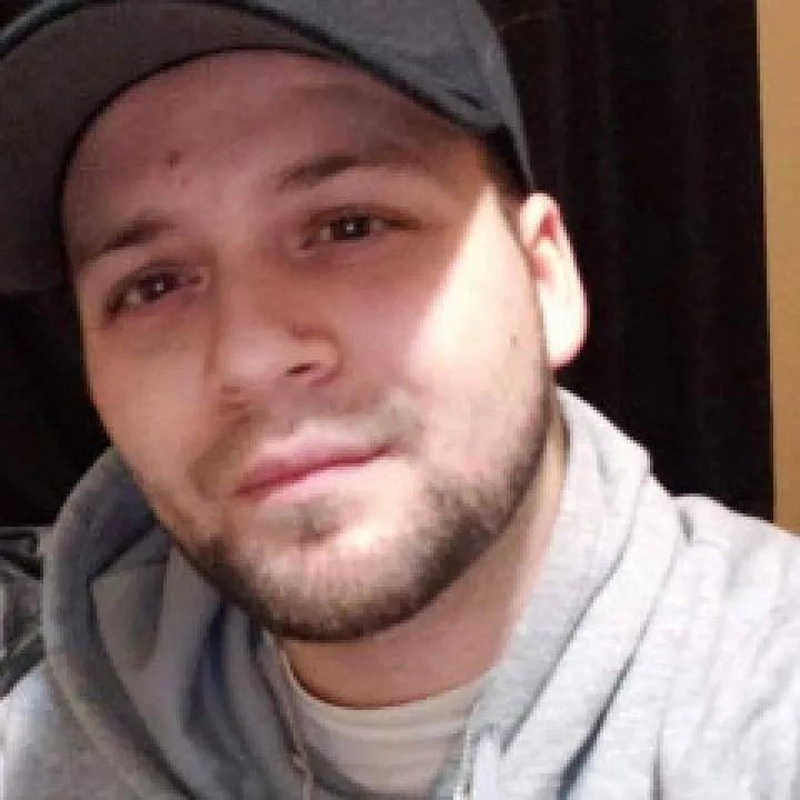 Colt Photo On Jungo Live