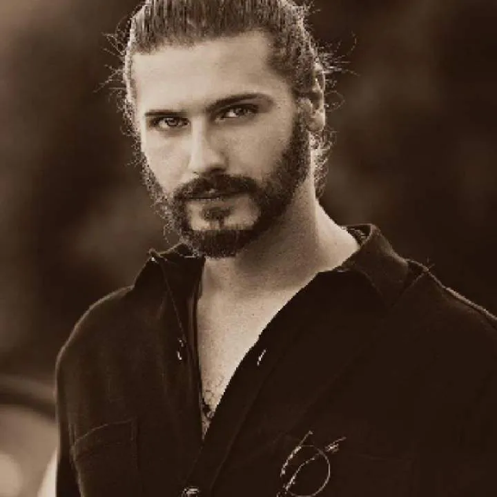 Barfly.... Photo On Jungo Live