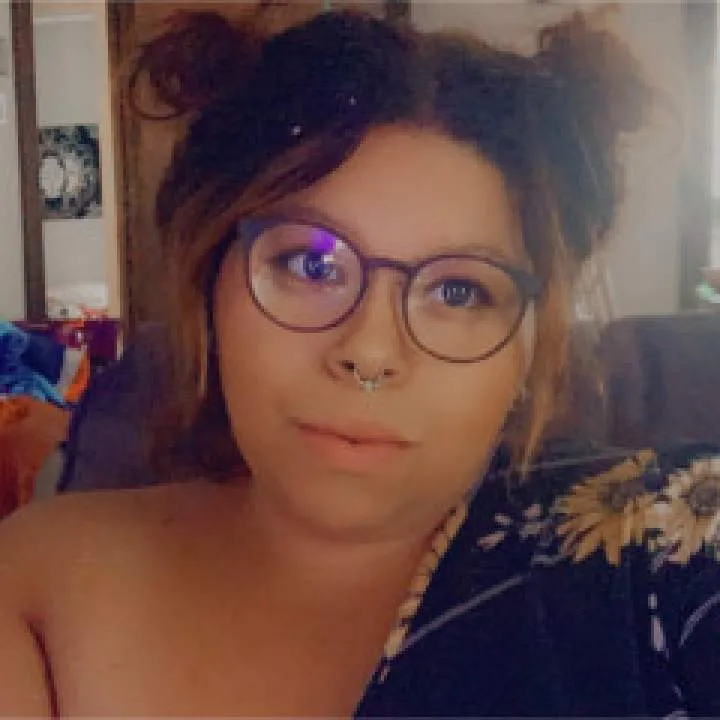 Dee Photo On Jungo Live