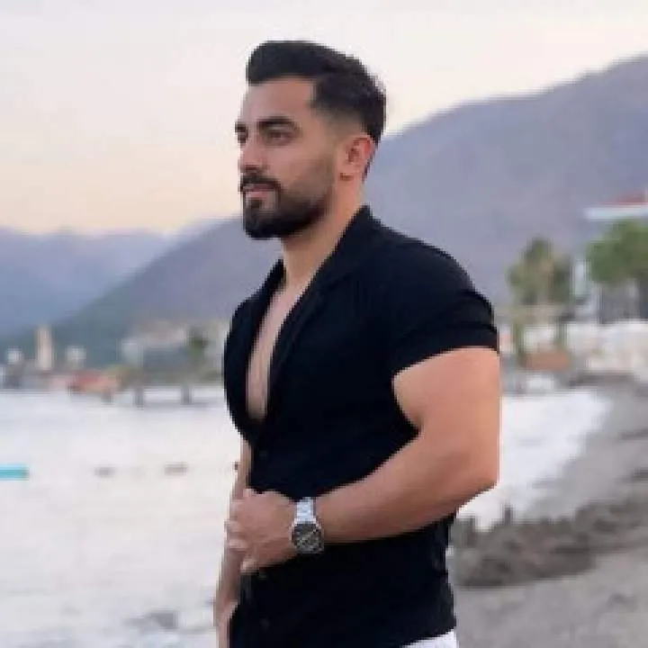 Nicolas Wave Photo On Jungo Live