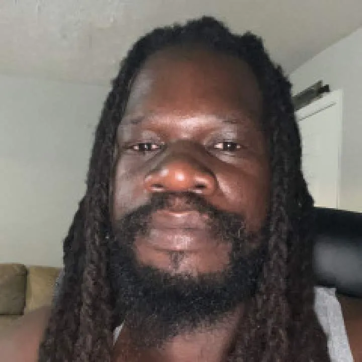 Zoe Photo On Jungo Live