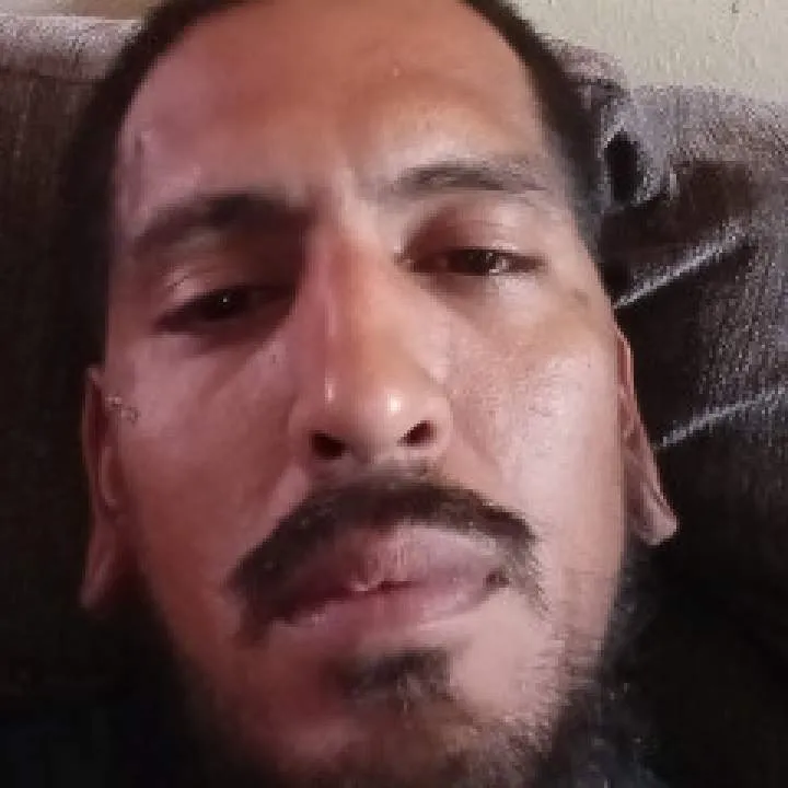 Gomez Photo On Jungo Live