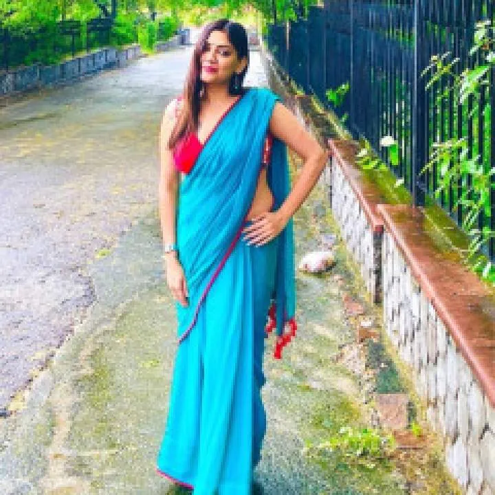 Vicky Photo On Jungo Live