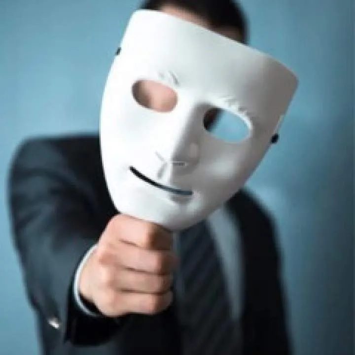 Tom Photo On Jungo Live