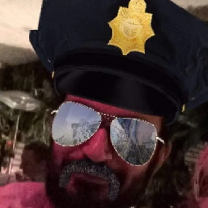 Schuman Photo On Jungo Live