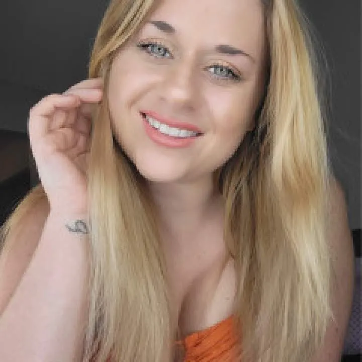 Ana Photo On Jungo Live