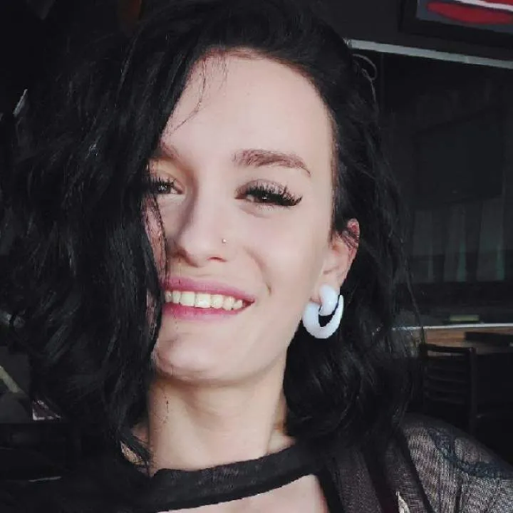 Liv Photo On Jungo Live