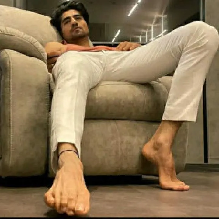 Ashish Photo On Jungo Live