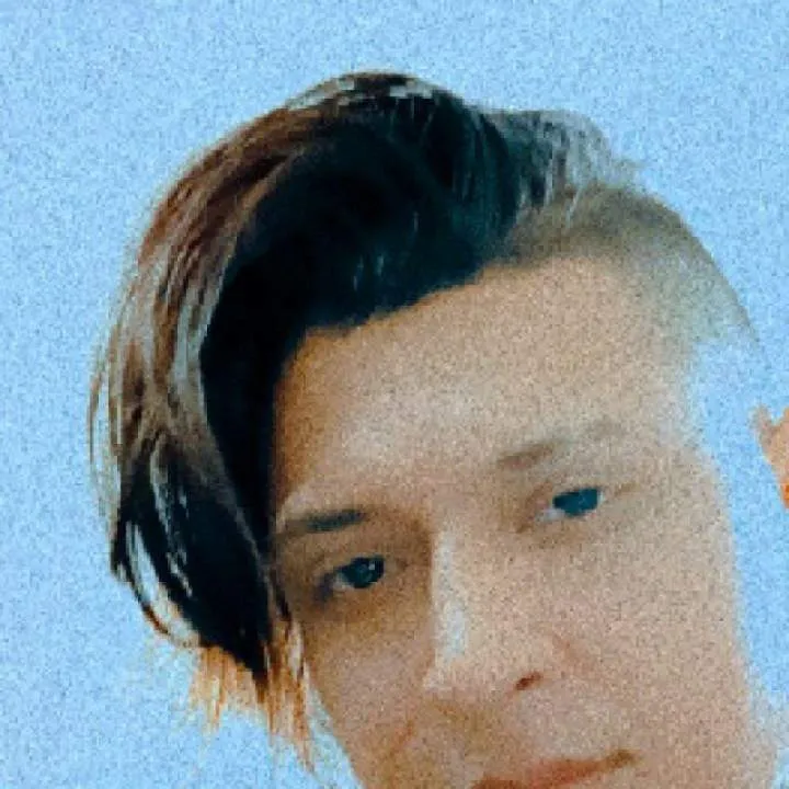 Ru Photo On Jungo Live