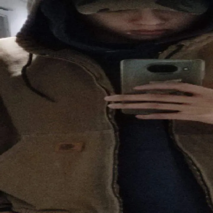 Single........ Photo On Jungo Live