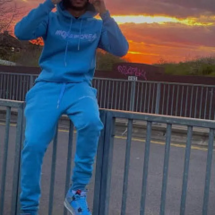 Humz Photo On Jungo Live