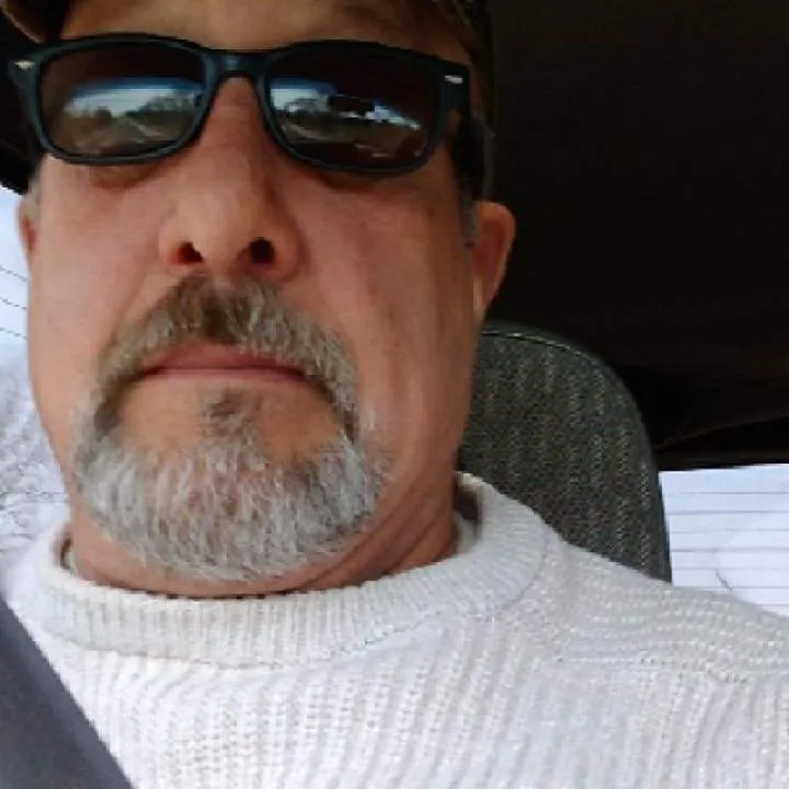 Fng.... Photo On Jungo Live