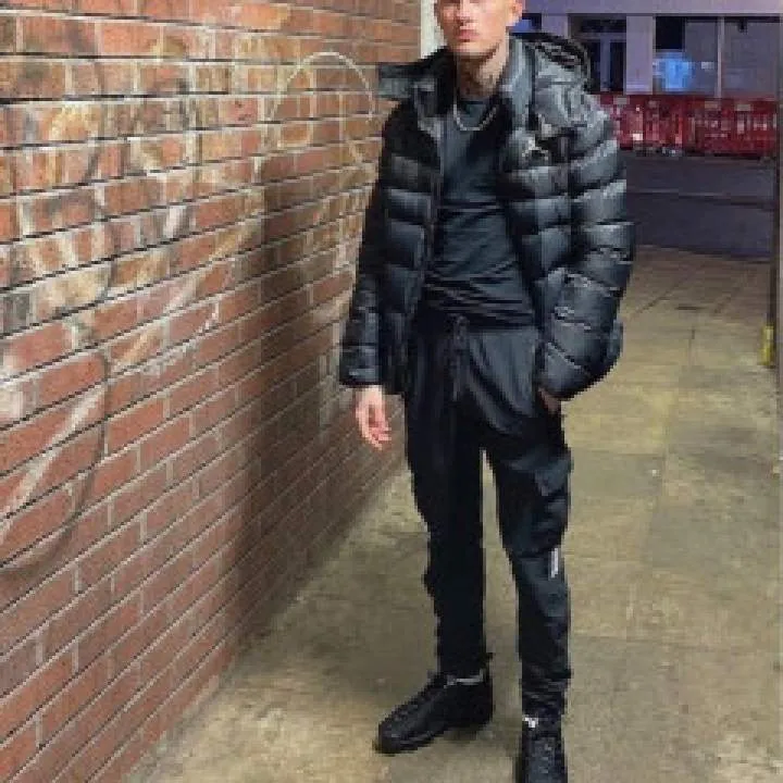 Adey Photo On Jungo Live