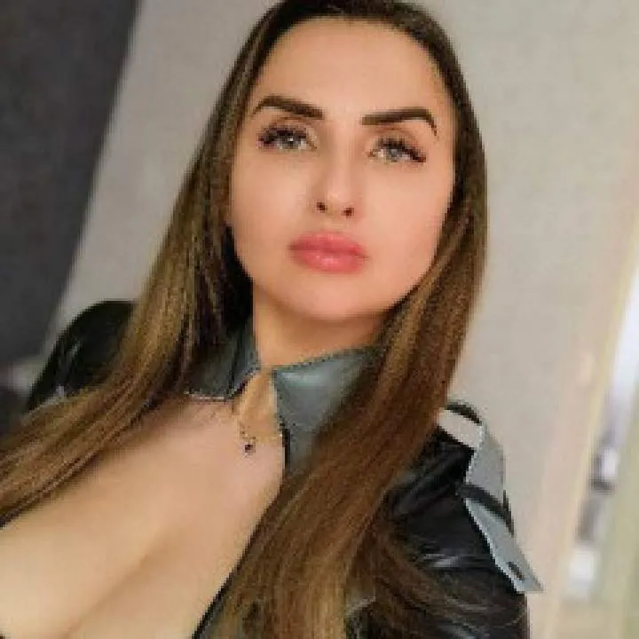 Mommygoddesslera11 Photo On Jungo Live