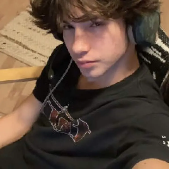 Kevin Photo On Jungo Live