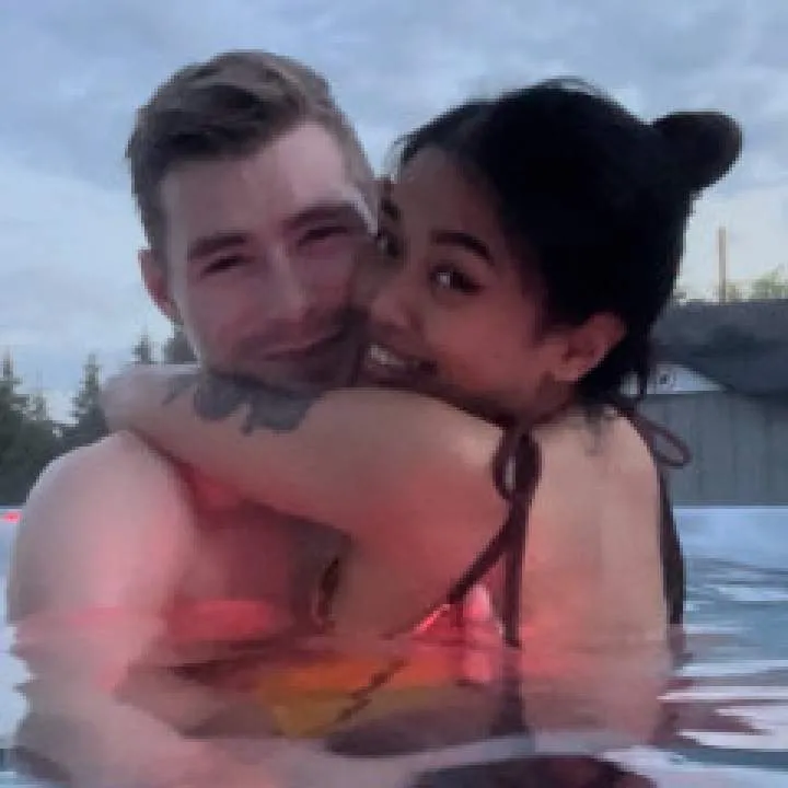 R&e Photo On Jungo Live