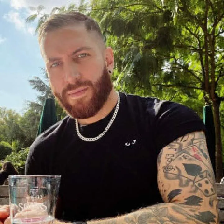 Davies Kalm Photo On Jungo Live