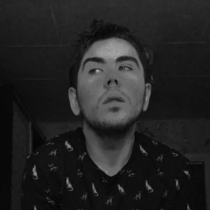 Shaini Photo On Jungo Live