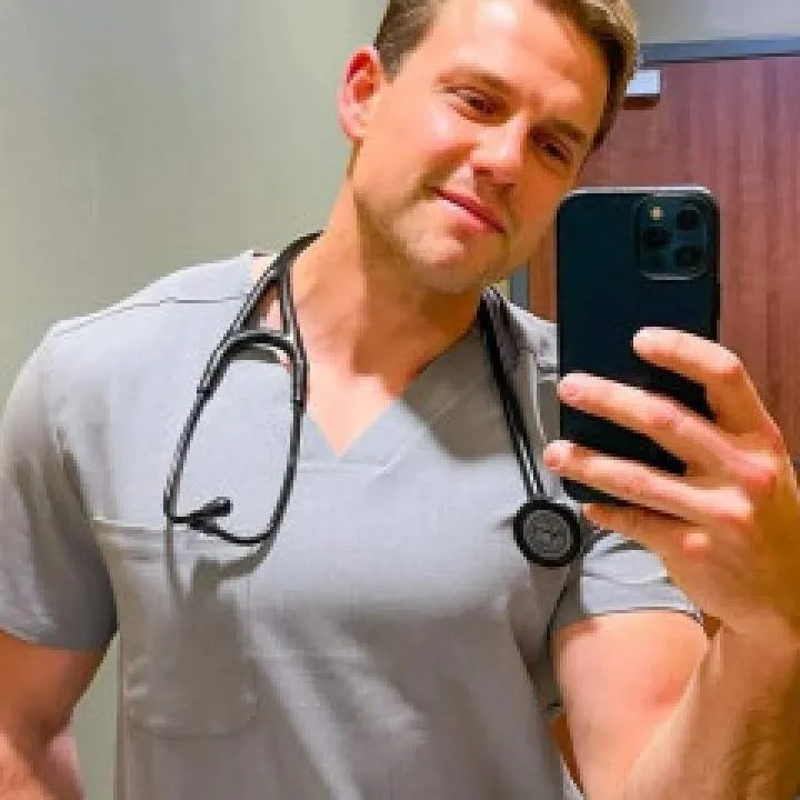 Mike Photo On Jungo Live