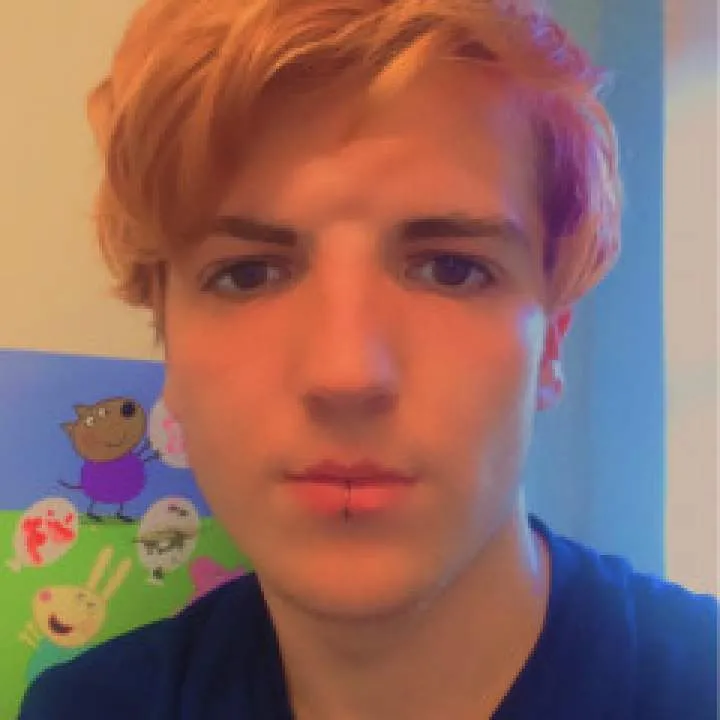 Joe.... Photo On Jungo Live