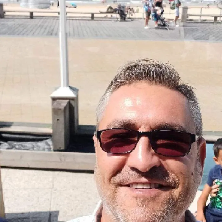 Mario Photo On Jungo Live