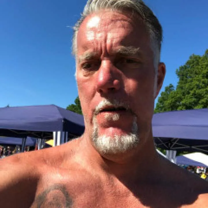 Slave54 Photo On Jungo Live