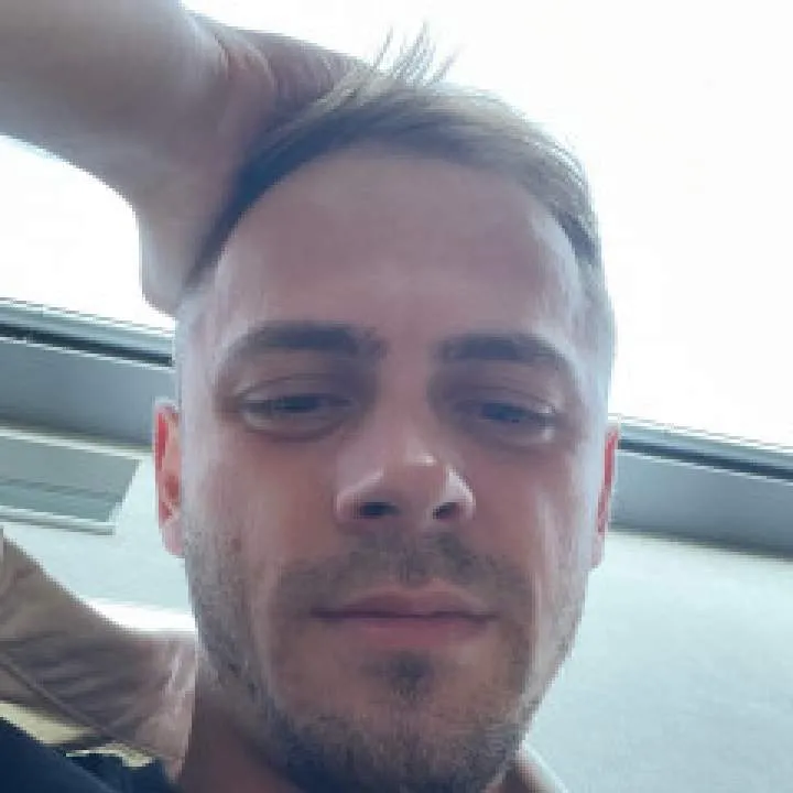 Merk Photo On Jungo Live