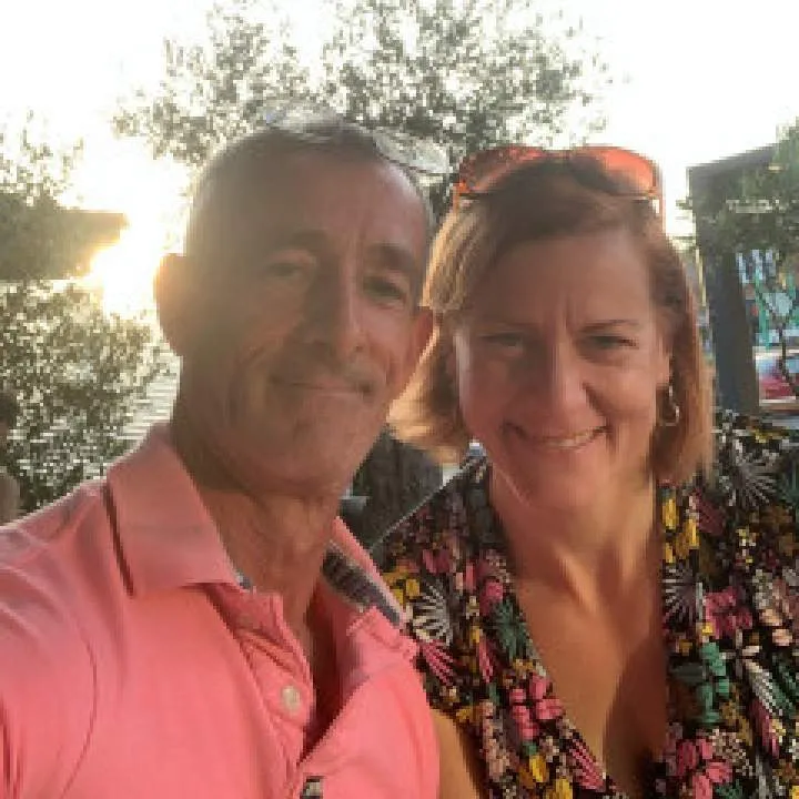 G&n Photo On Jungo Live