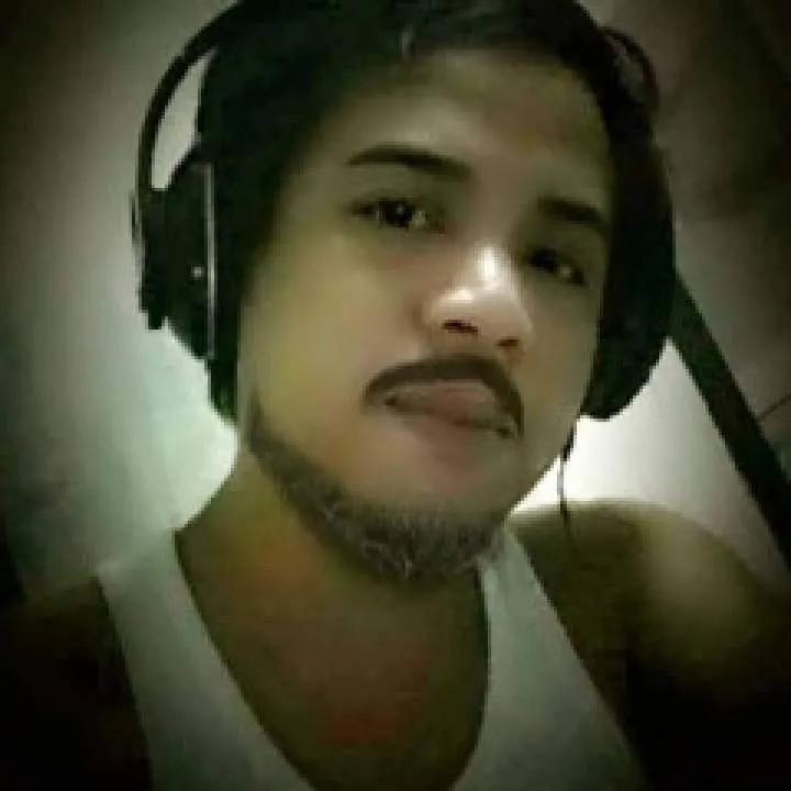 Rhoy Photo On Jungo Live