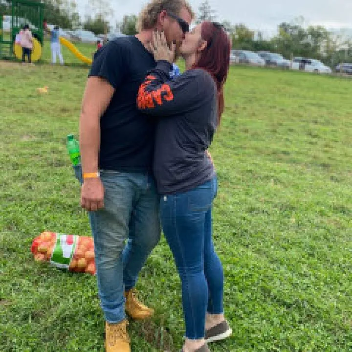 Britt Photo On Jungo Live