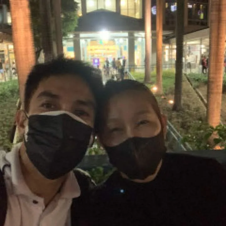 Bond Photo On Jungo Live