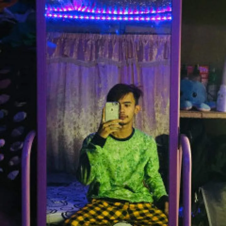 Adonis Photo On Jungo Live