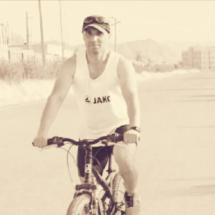 Reza Photo On Jungo Live