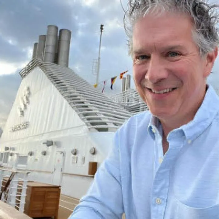 Micheal Holt Photo On Jungo Live