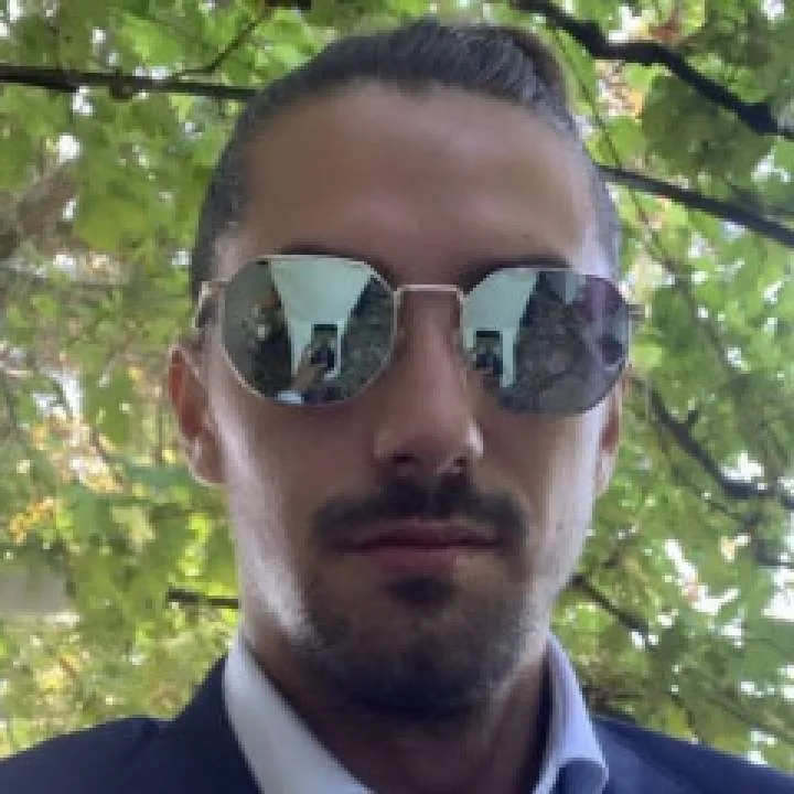 Crisp Photo On Jungo Live