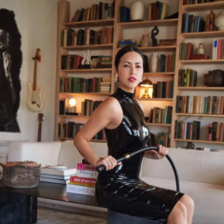 Mistress Audette Photo On Jungo Live