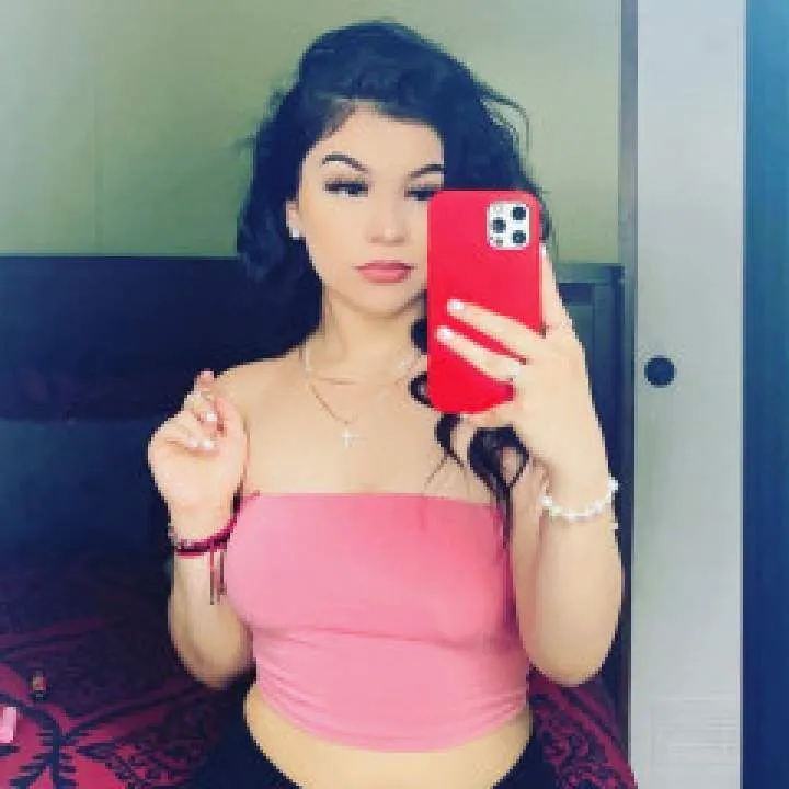 Sara Photo On Jungo Live