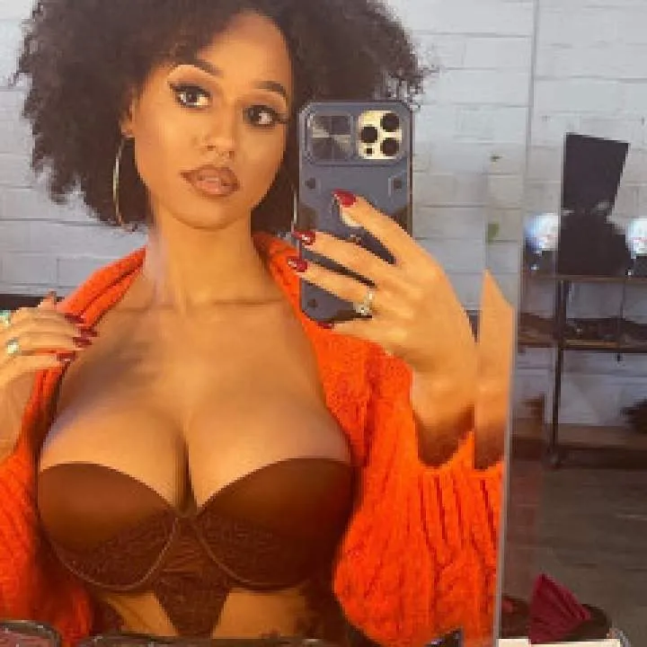 Mistress_izzy Photo On Jungo Live